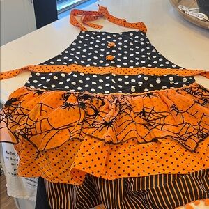 Pier 1 Halloween Apron with Orange and Black Polka Dots
